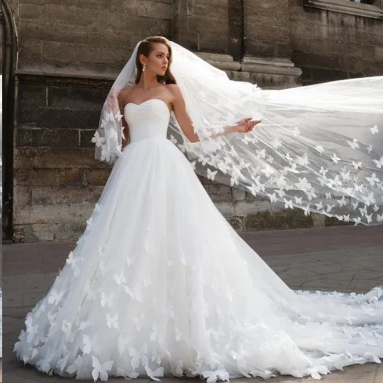 Beautiful Wedding Dresses with Long Train Sweetheart Butterfly Simple Bridal Gown JKW201