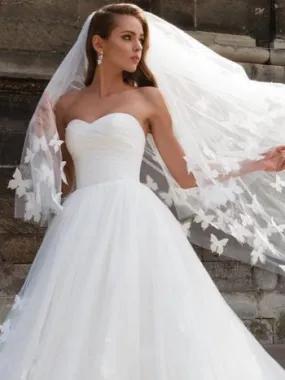 Beautiful Wedding Dresses with Long Train Sweetheart Butterfly Simple Bridal Gown JKW201