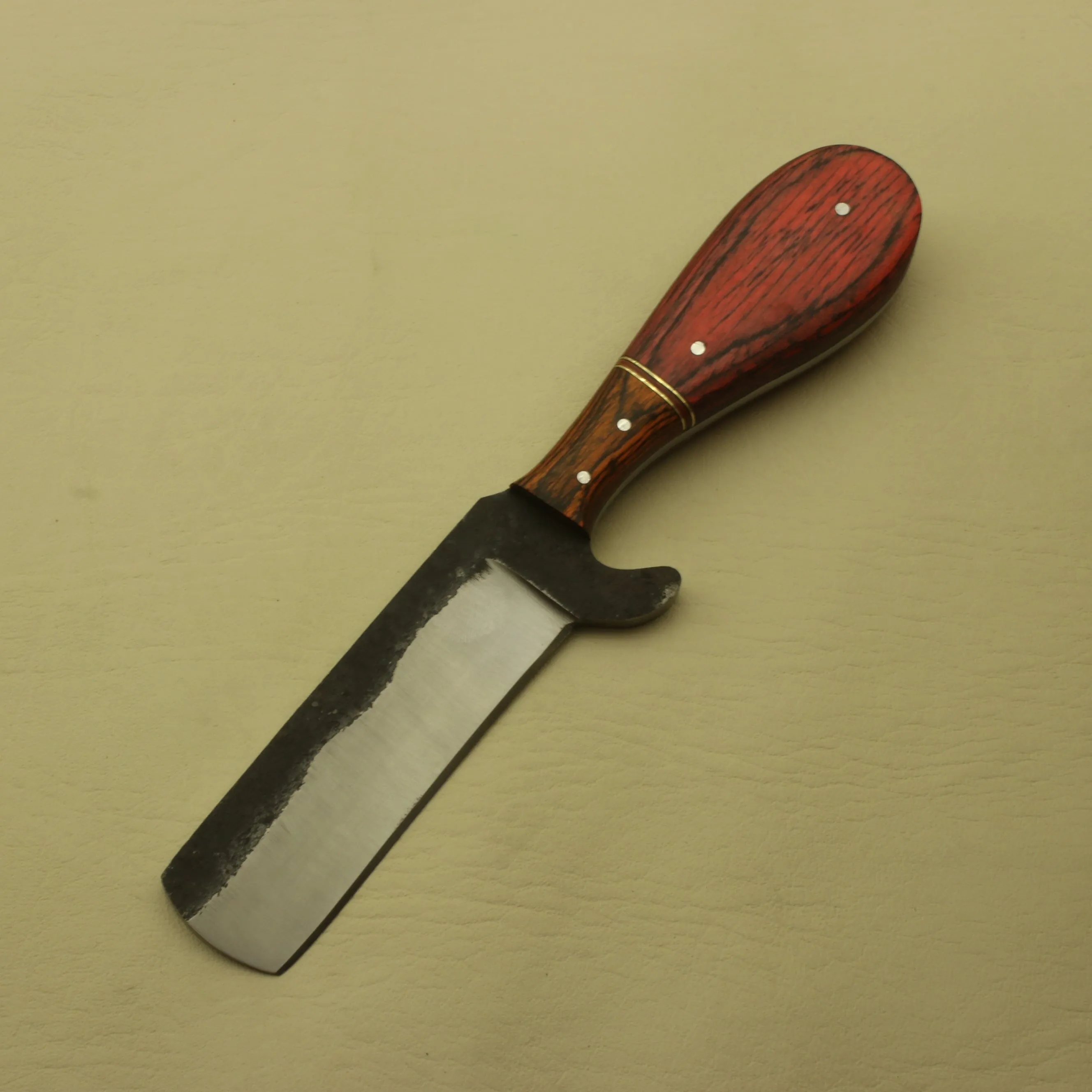 Best Custom Handmade Carbon Steel Hunting Skinning Knife With Pure Leather Sheath