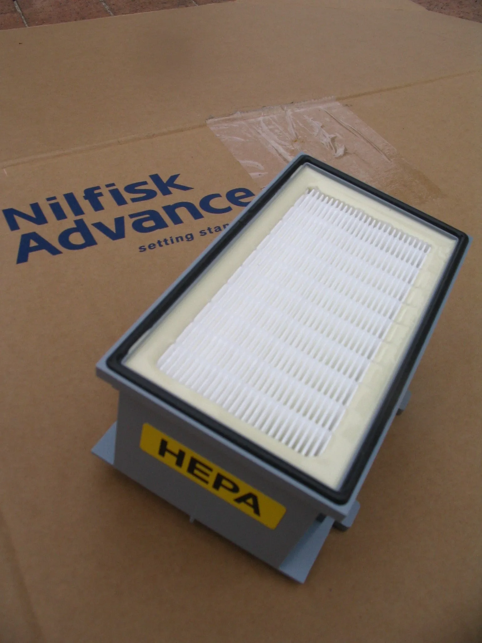 Nilfisk HDS2000 Commercial Vacuum Cleaner HEPA Filter Cartridge GENUINE HEPA